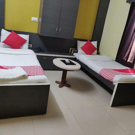 סיליגורי Hotel Jagat מראה חיצוני תמונה