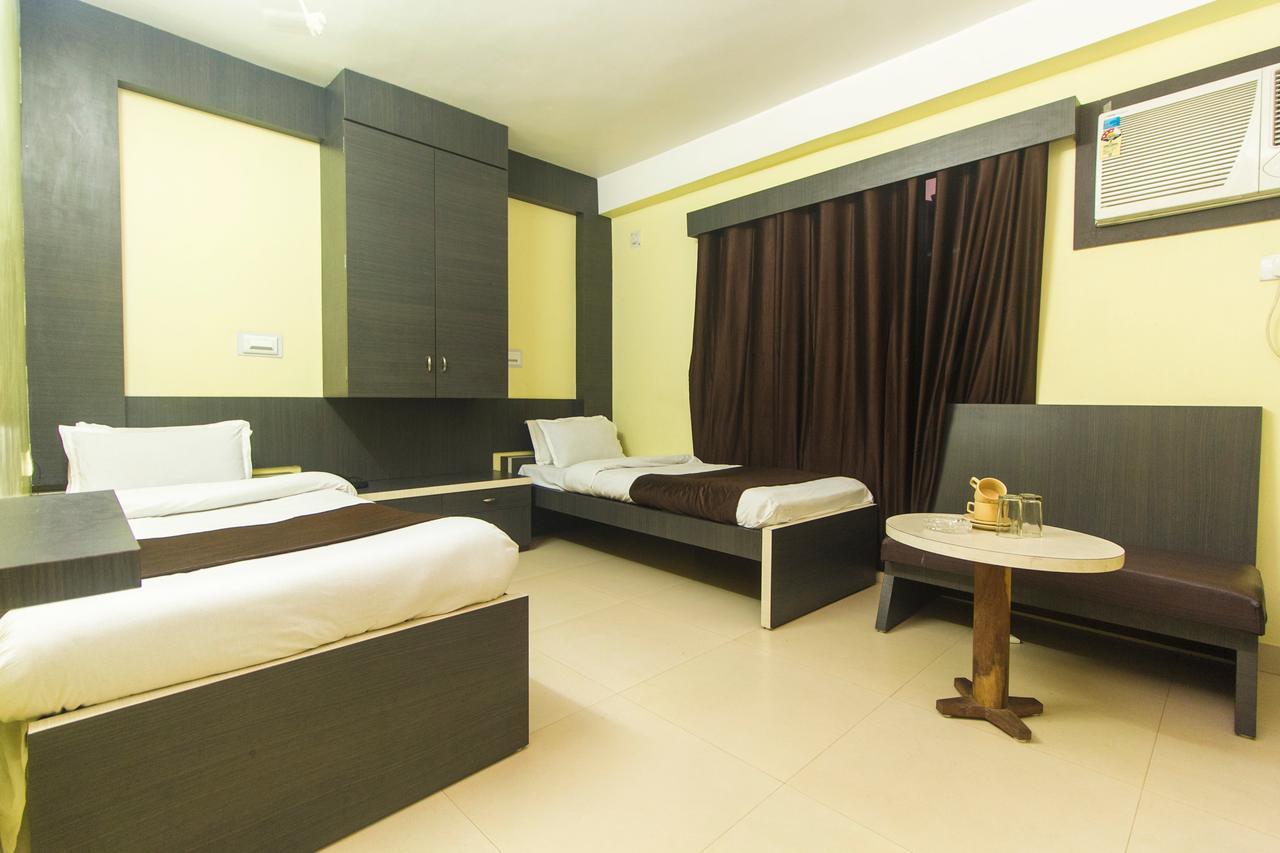 סיליגורי Hotel Jagat מראה חיצוני תמונה
