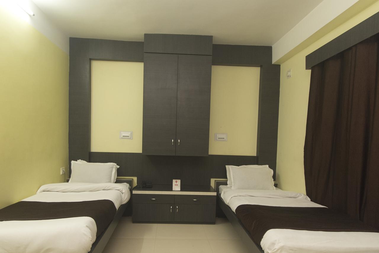 סיליגורי Hotel Jagat מראה חיצוני תמונה