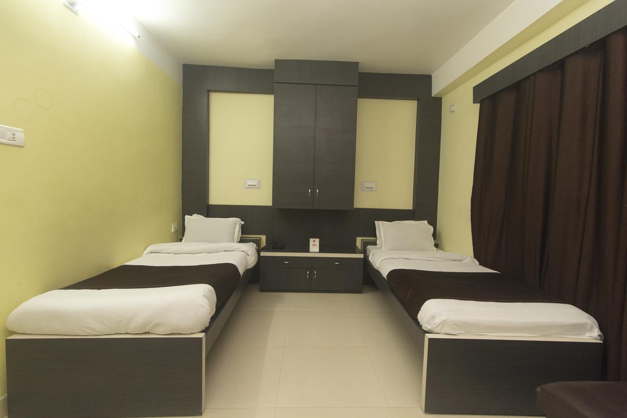 סיליגורי Hotel Jagat מראה חיצוני תמונה