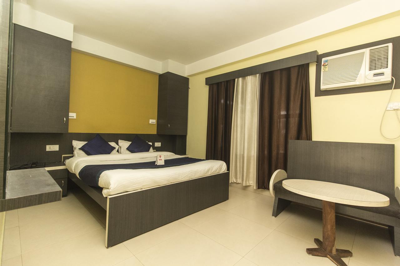סיליגורי Hotel Jagat מראה חיצוני תמונה